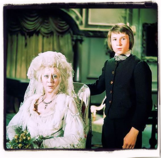 Miss Havinsham and Pip Miss Havinsham and Pip